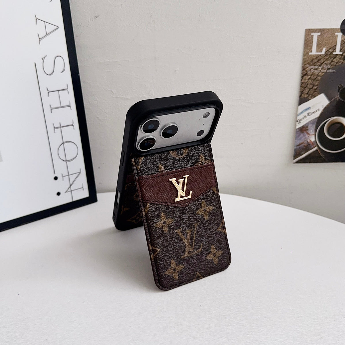 Folding Card Holder Louis V iPhone Case