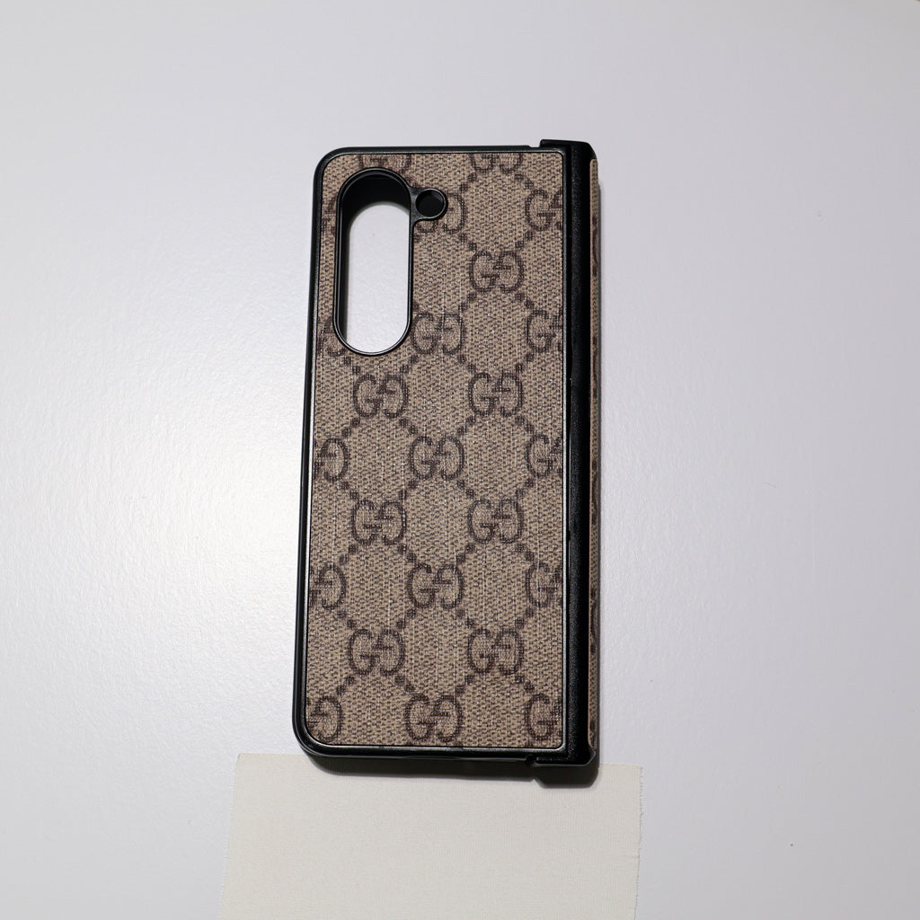 Classic Style GG Z Fold Case