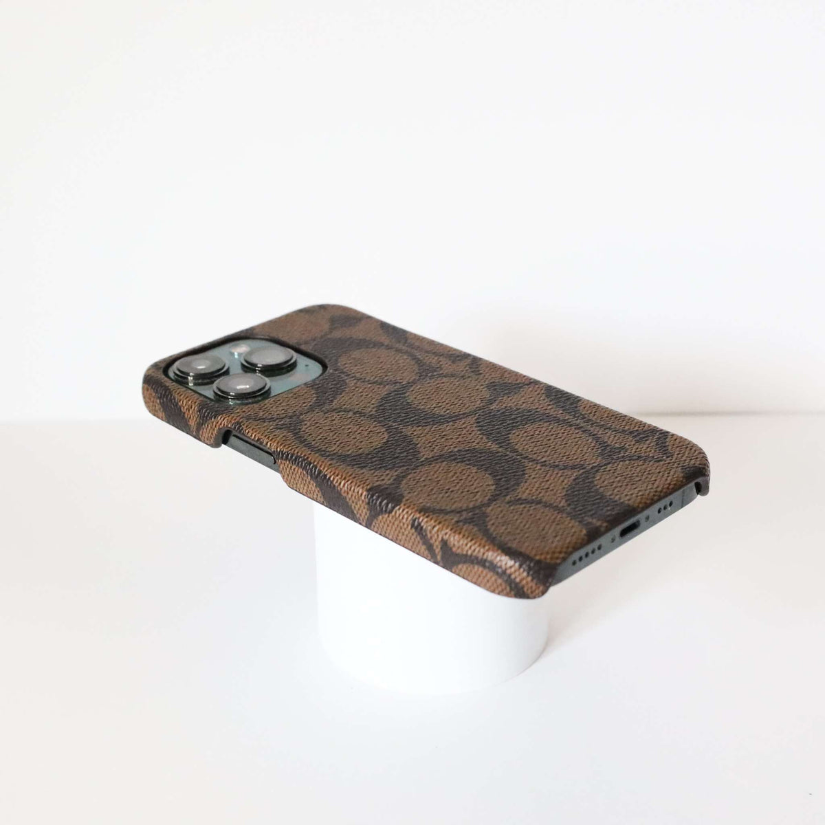 Brown Pattern Cell Phone Case iPhone 11 12 13 PR Max