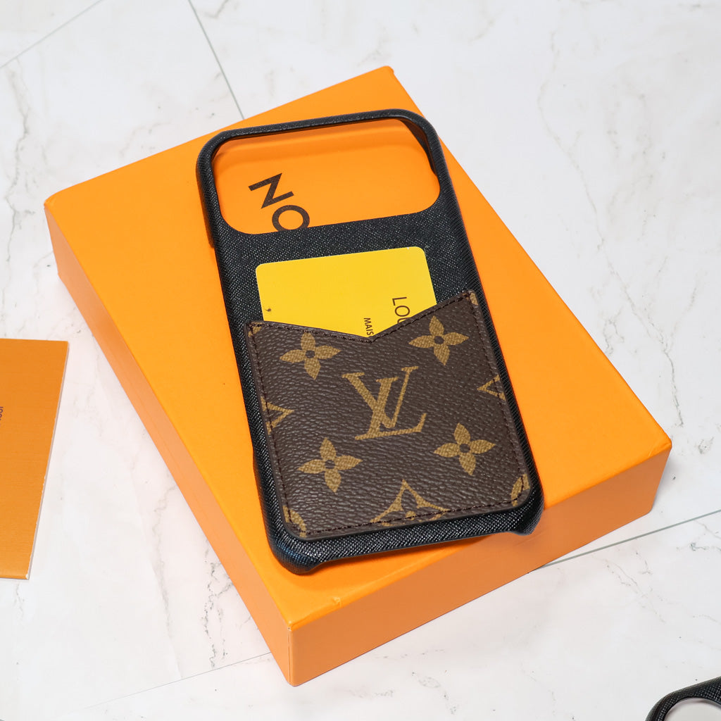 Louis Vuitton Case Card Holder