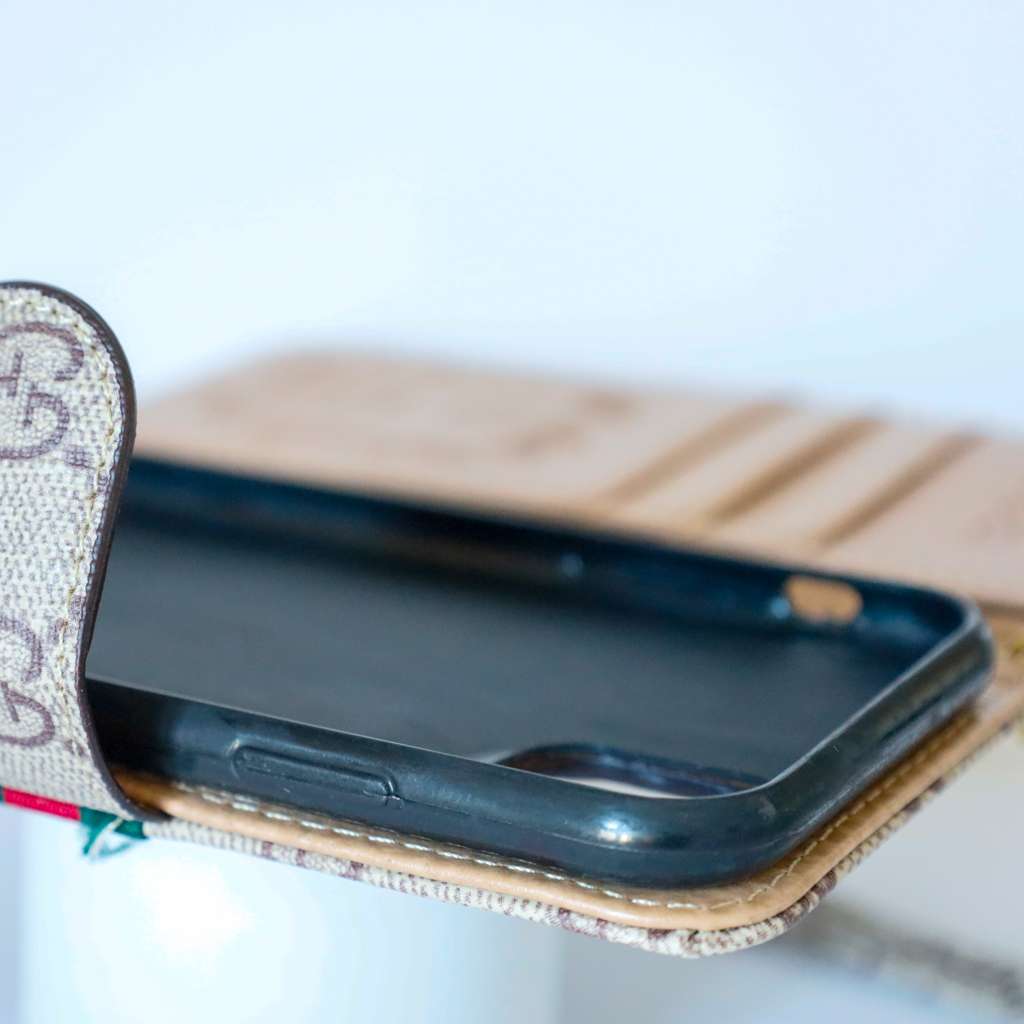 Gucci Wallet Case iPhone Beige Leather