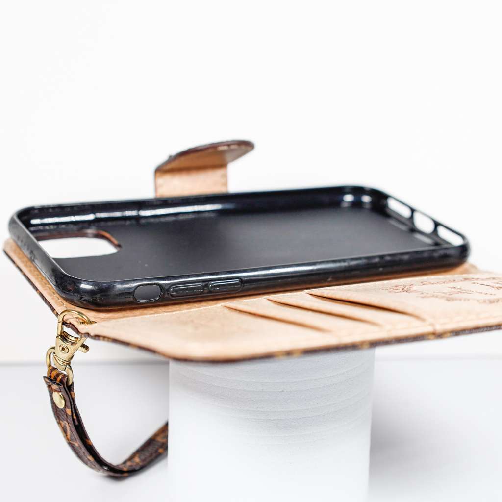 LV Wallet Case Designer Style