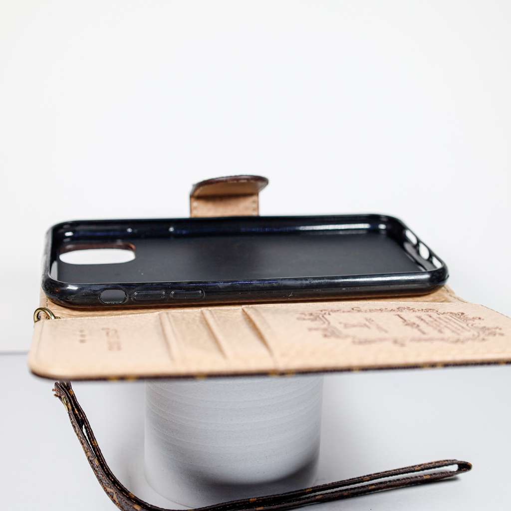 LV Wallet Case Designer Style