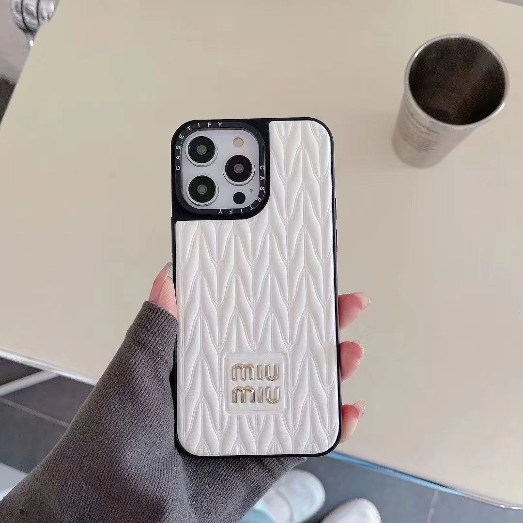 Miu Miu Case