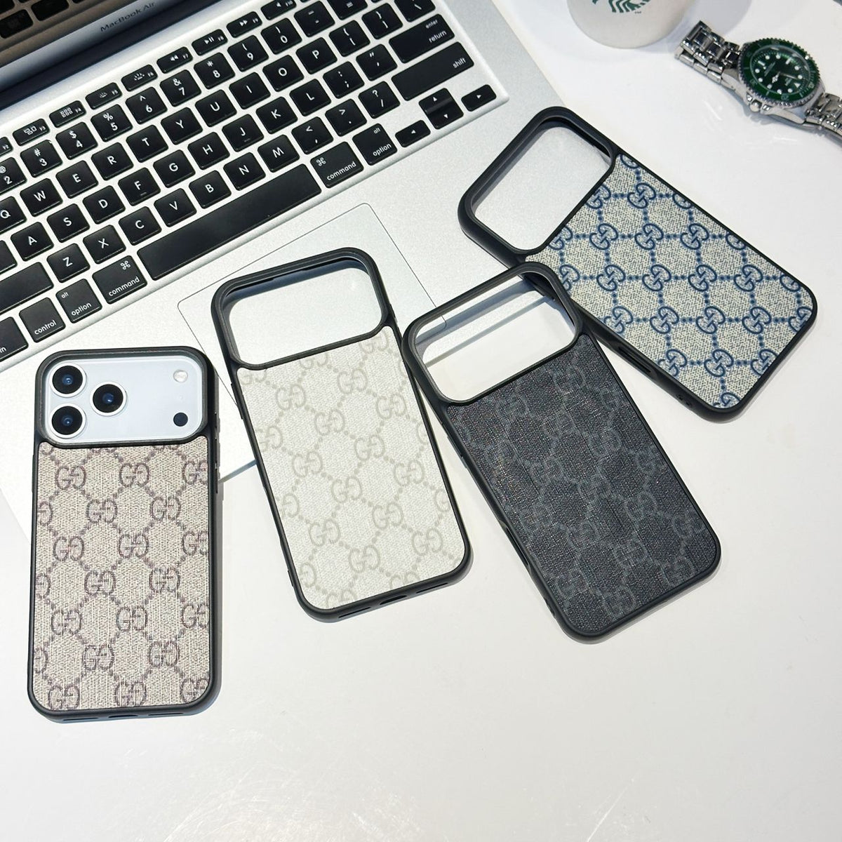 Classic Canvas Pattern iPhone 17 Series G Style